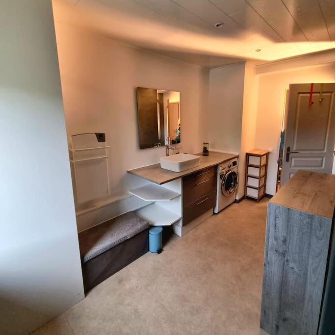 Appartement Chaleureux 80M2 Орбе Екстериор снимка